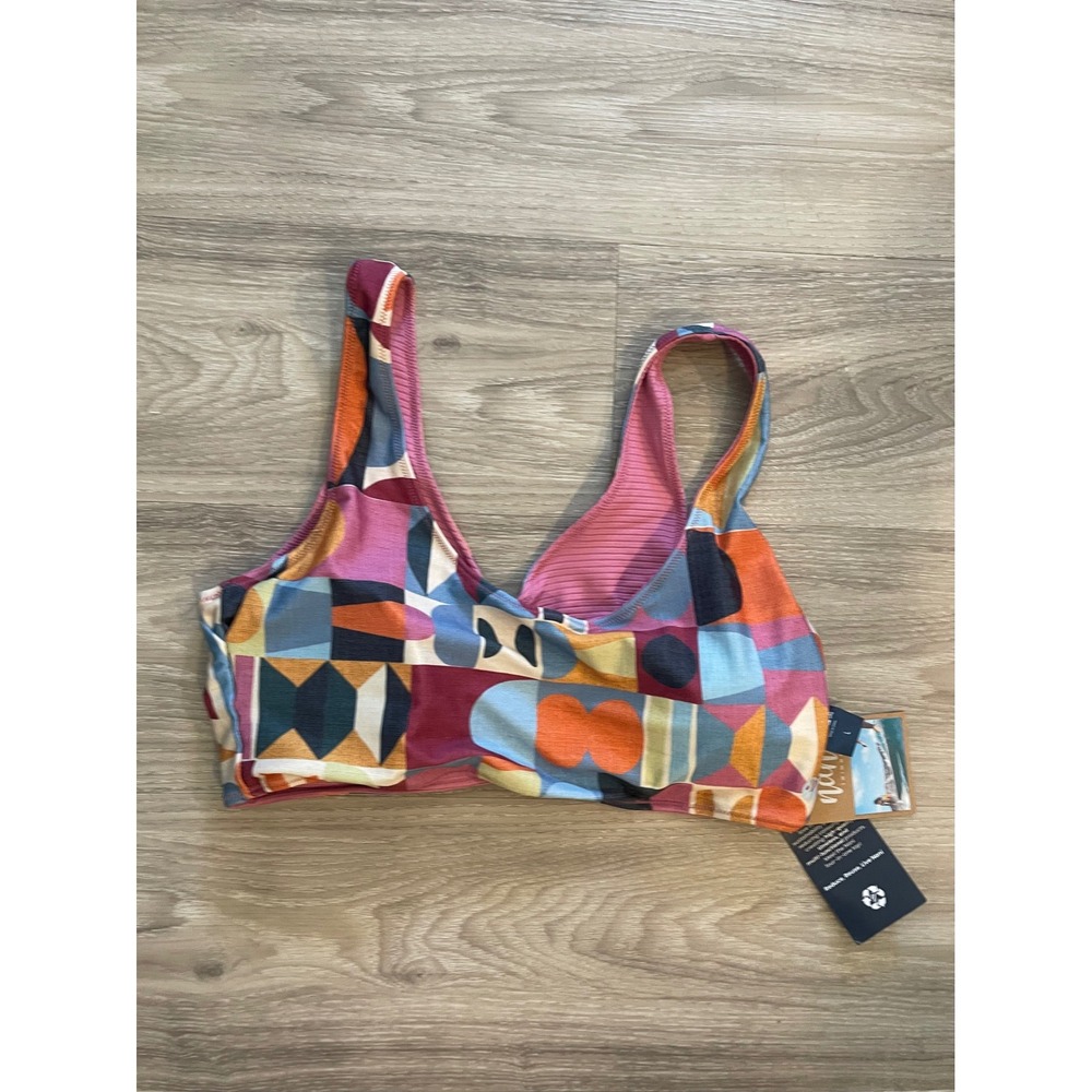 Nani Swimwear NWT Reversible Bikini Top Vacation Tropical Sporty